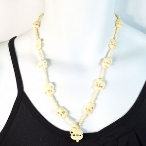 Vintage Faux Ivory Carved Celluloid / Plastic Elephant Pendant Necklace